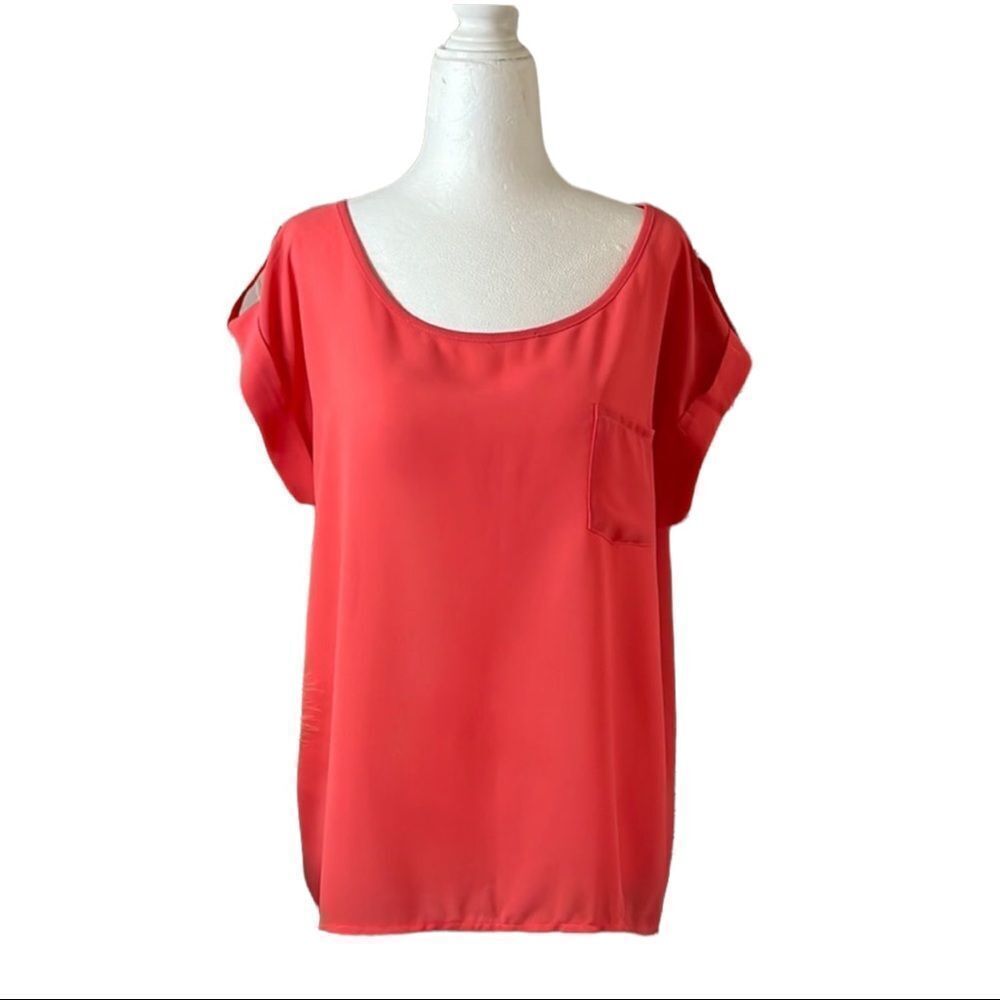 Mine sheer pink blouse cuffs short sleeves button at shoulders one pocket SZ M